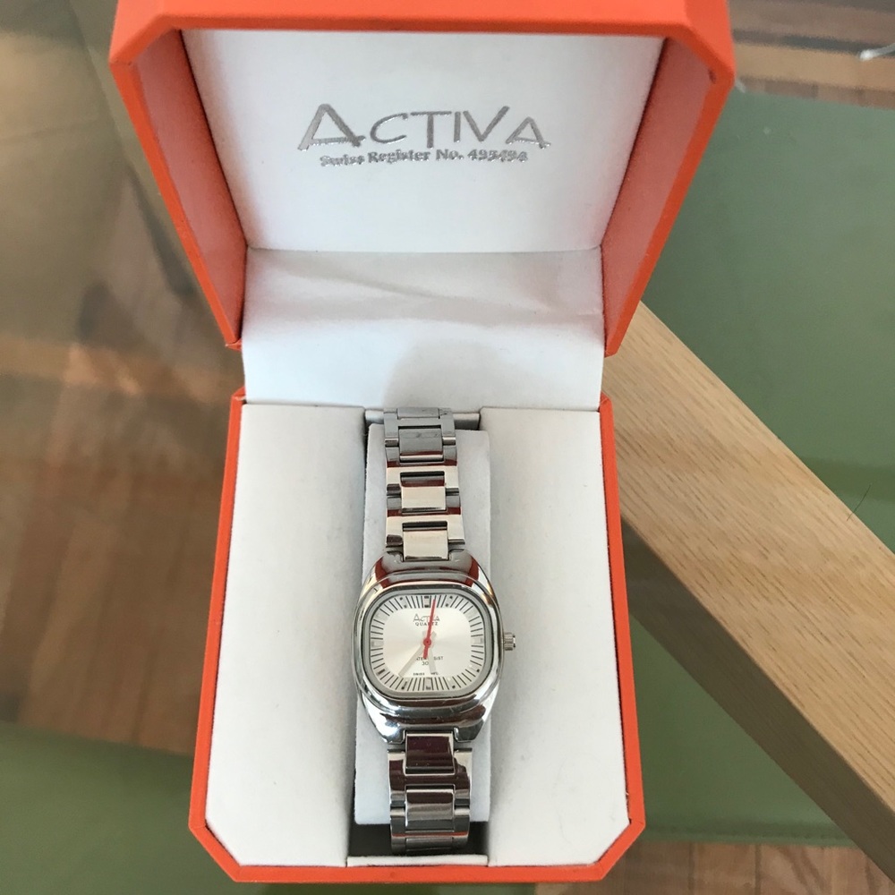 Women’s Slim Silver Watch